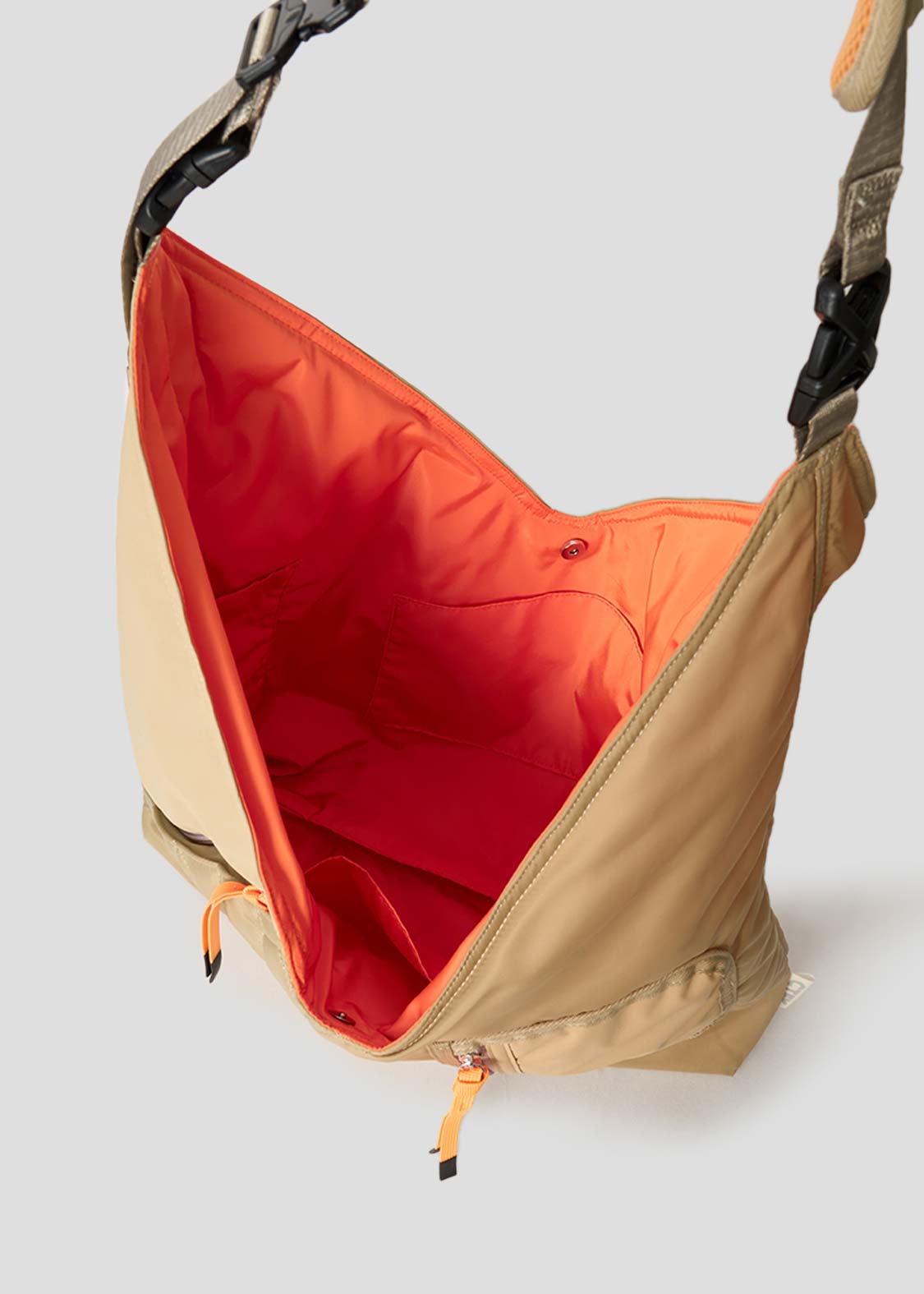 Ikaku | Triangle Tote Bag