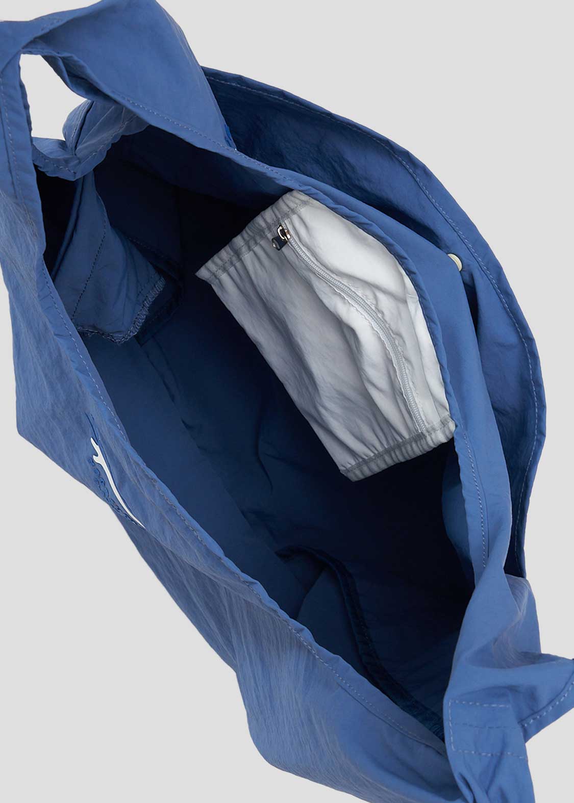 Nagasugiru Inu Playing With Waves | Marche Bag