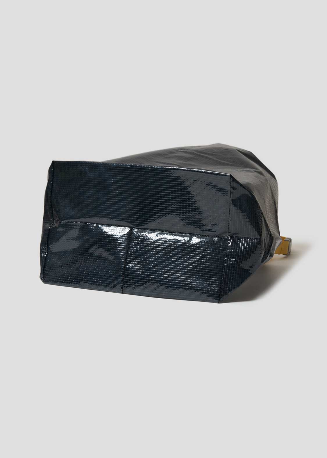 Beautiful Shadow Zoom | Waterproof Bag