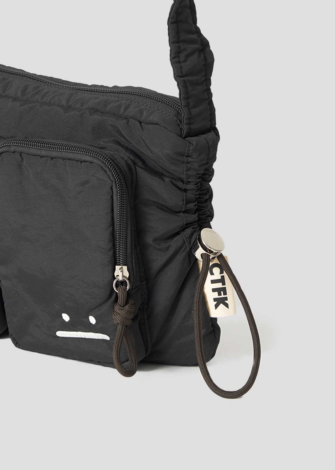 Beautiful Shadow C | Gathered Cross Shoulder Bag