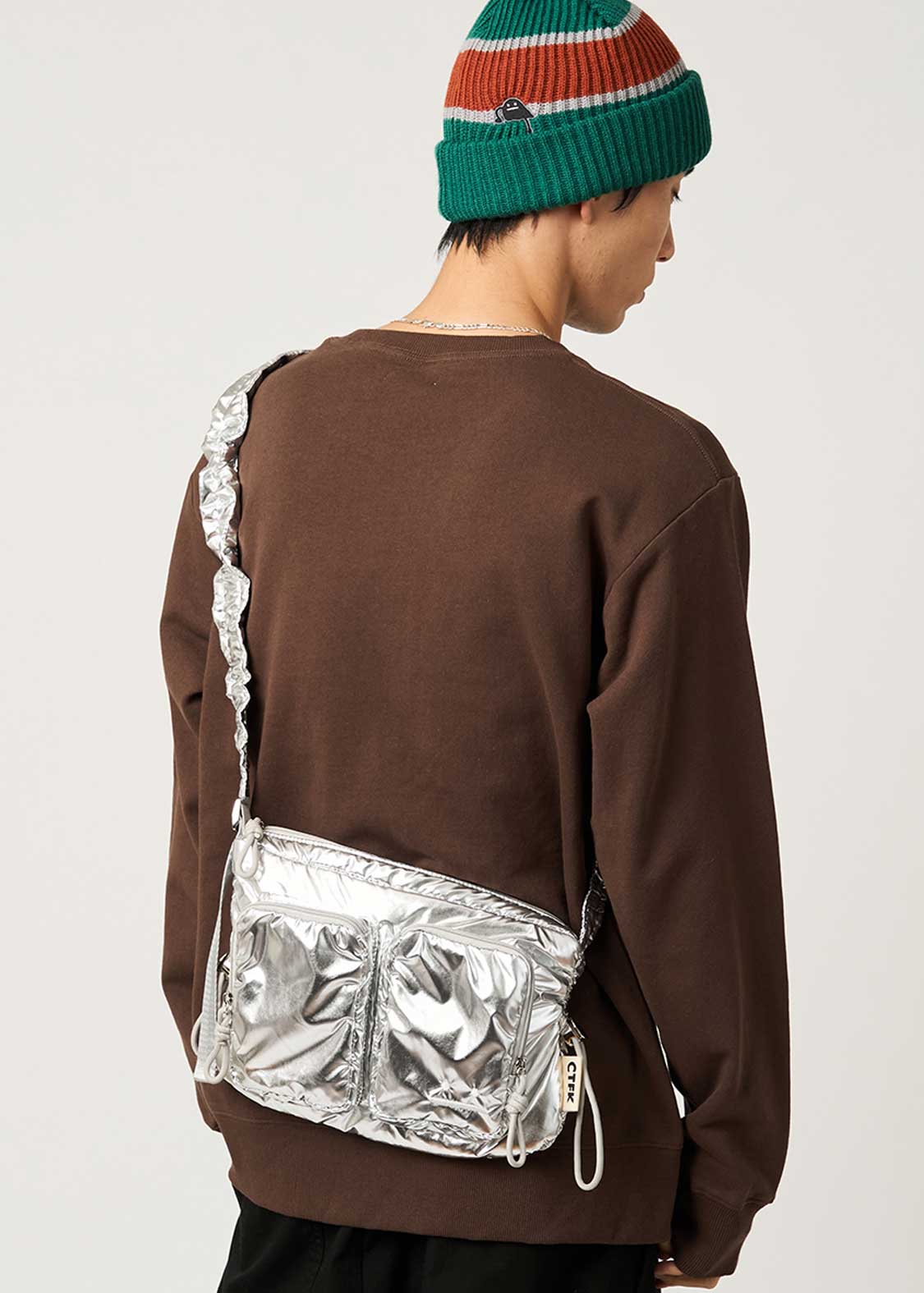 Beautiful Shadow B | Gathered Cross Shoulder Bag