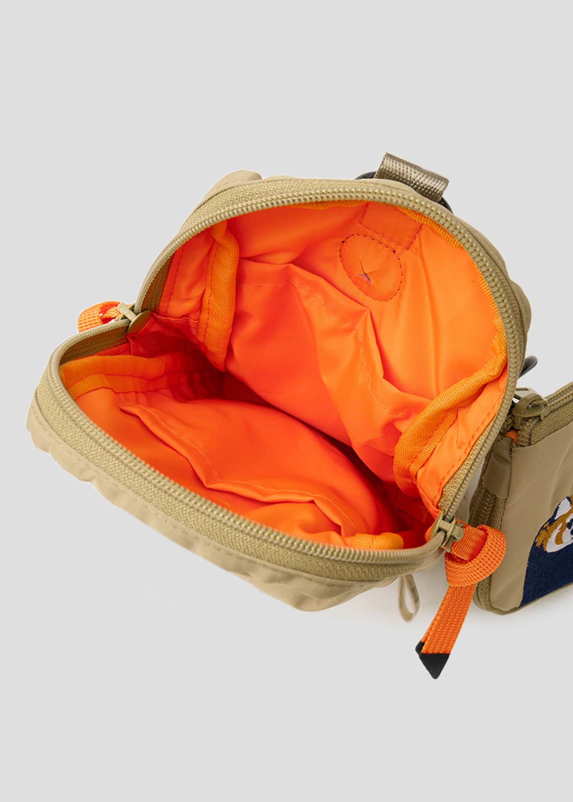 Ikaku | Handy Shoulder Bag