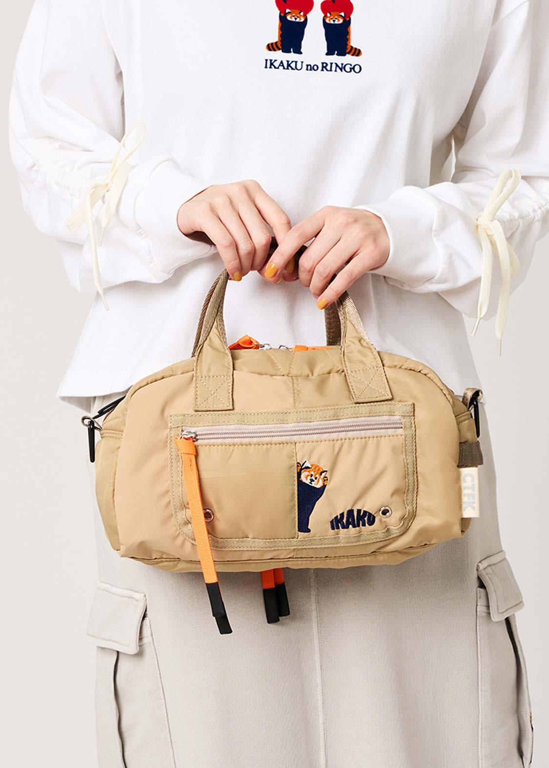 Ikaku | Boston Shoulder Bag