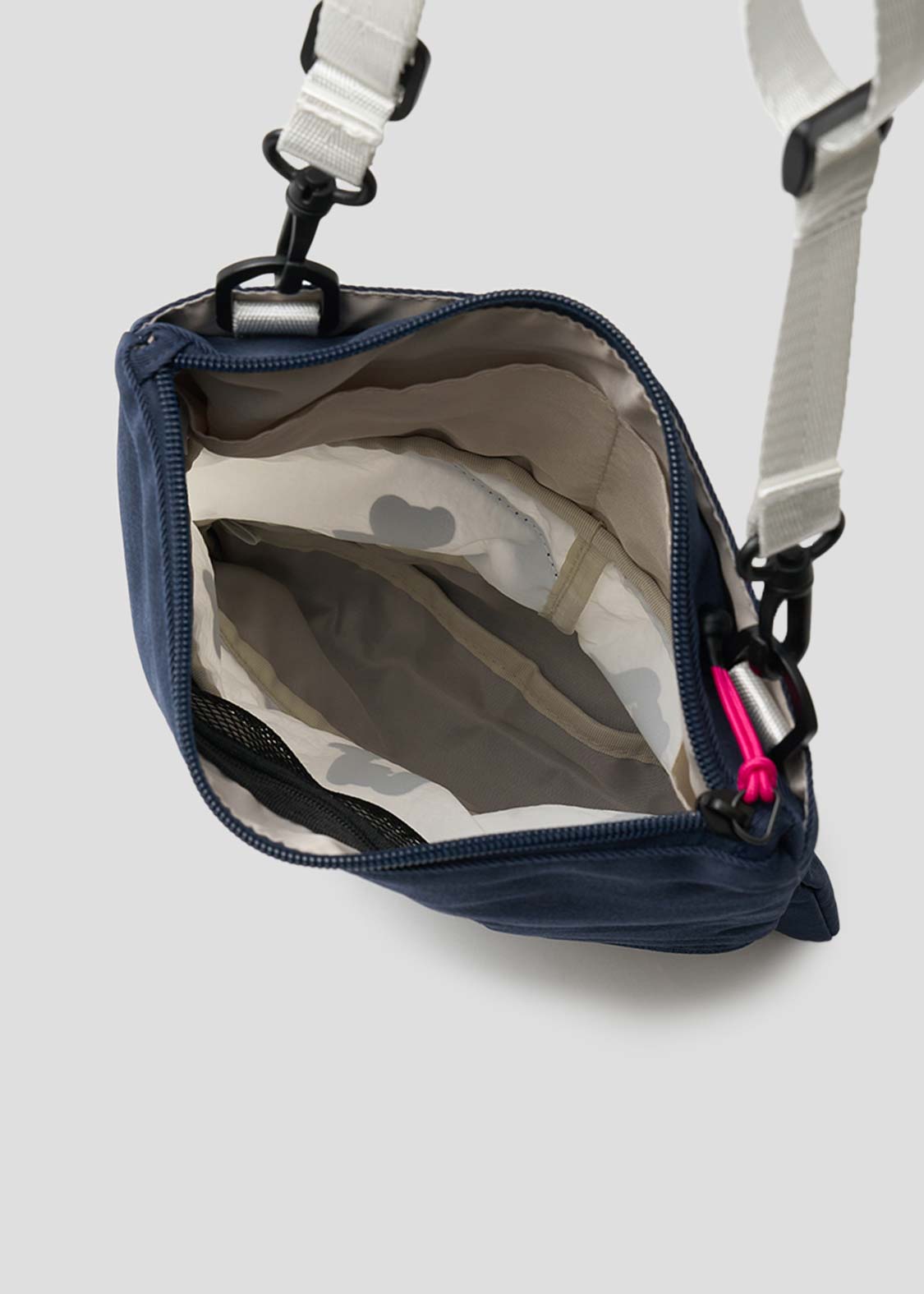 Big Mimi Walk | 2-Way Pouch Bag