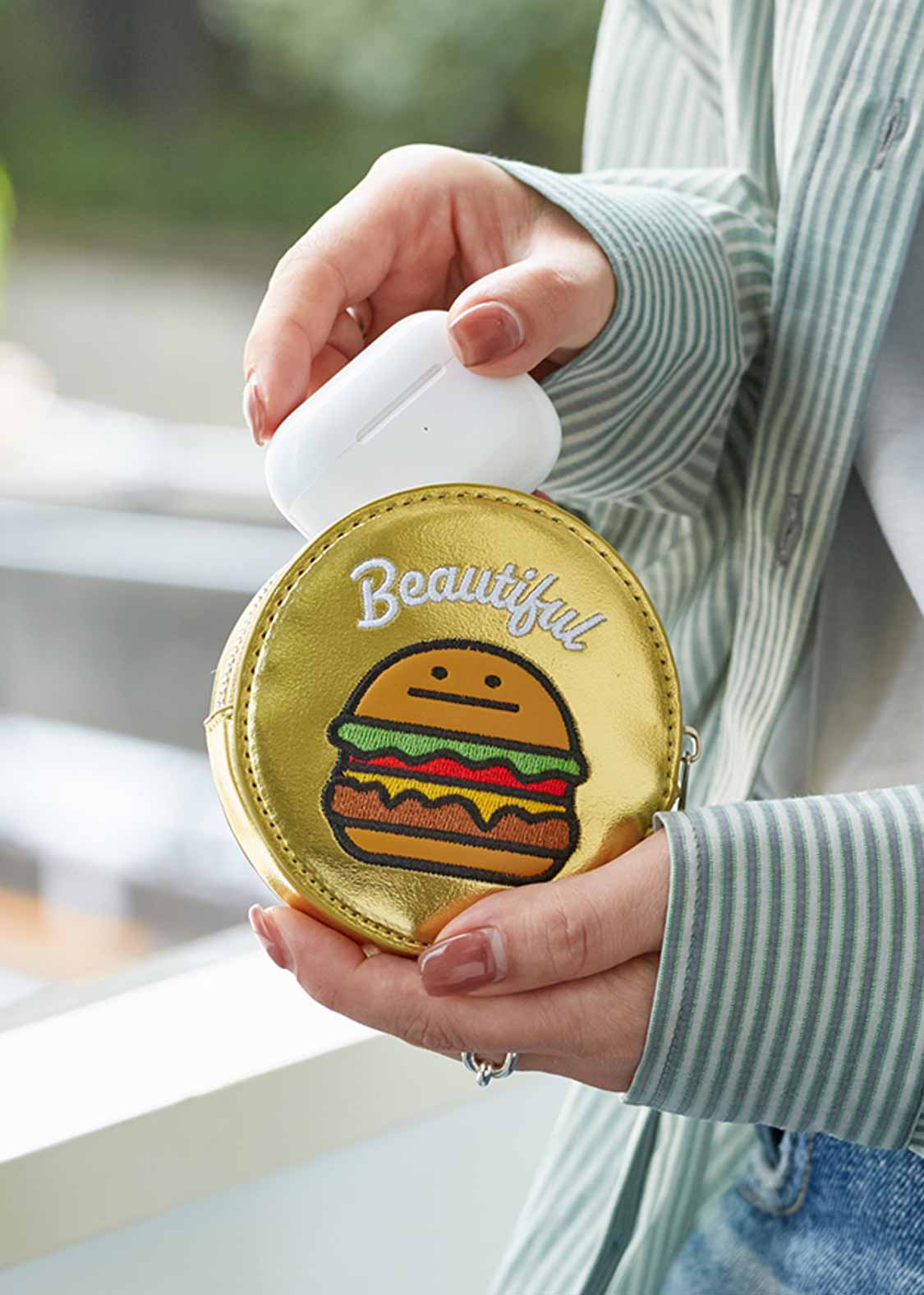 Custom Circle Pouch (Beautiful Shadow Burger)