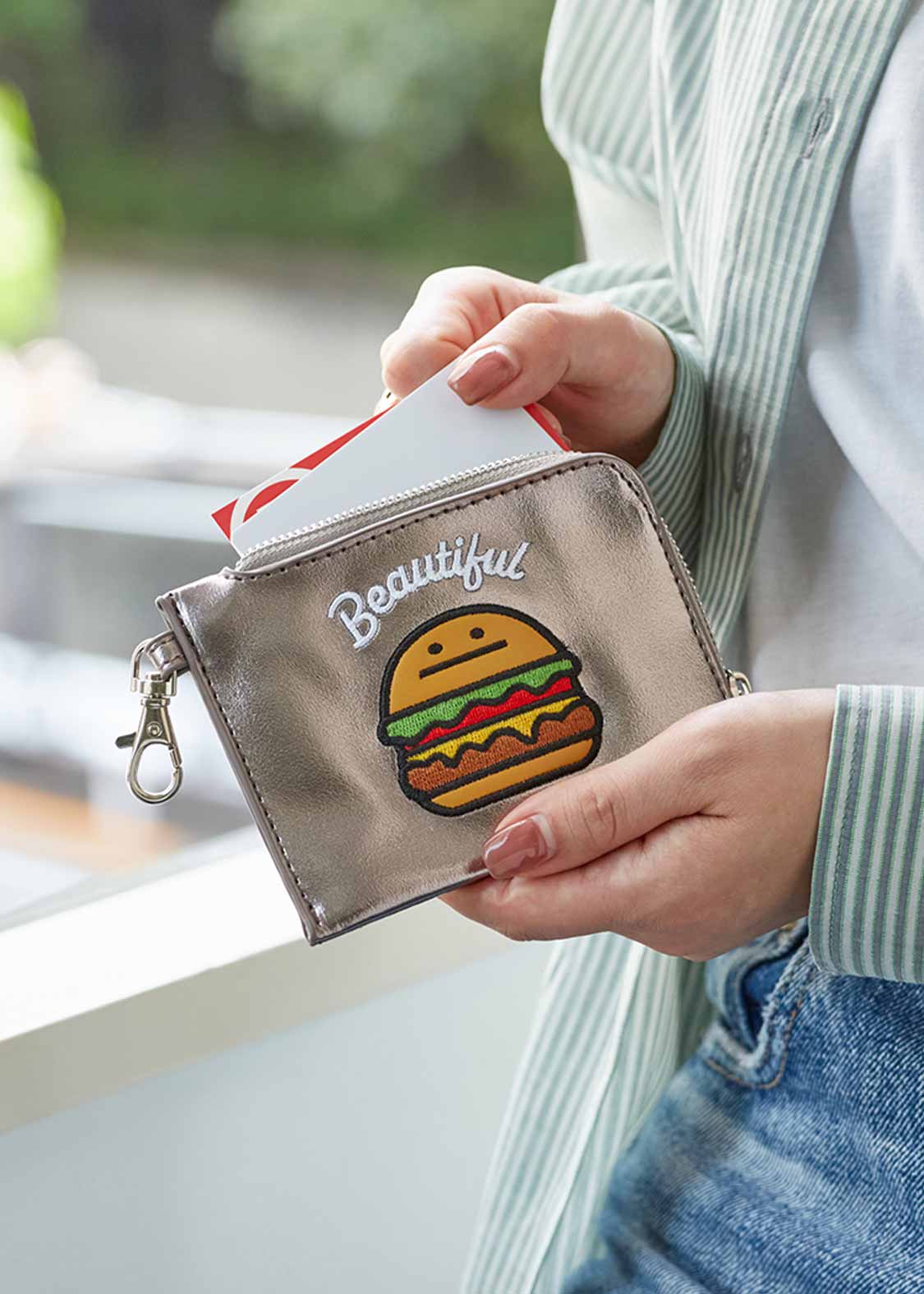 Custom Flat Pouch (Beautiful Shadow Burger)