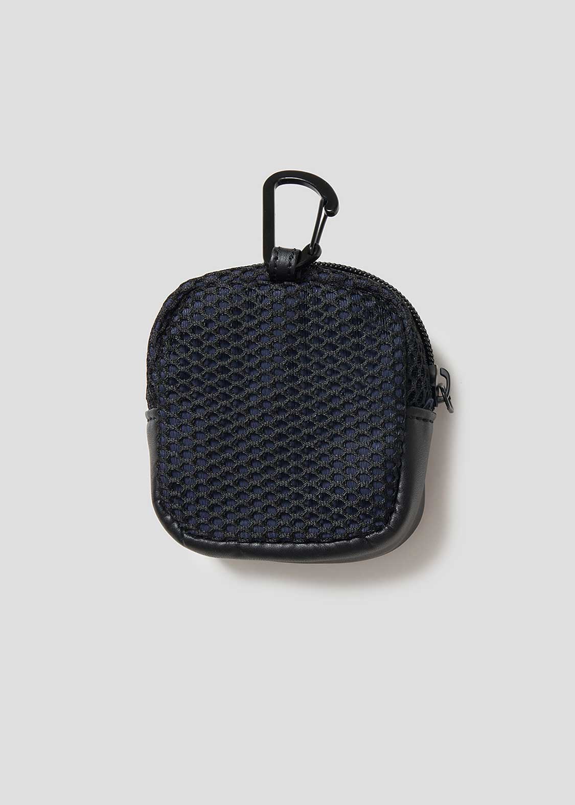 Beautiful Shadow Zoom | Mesh Square Pouch