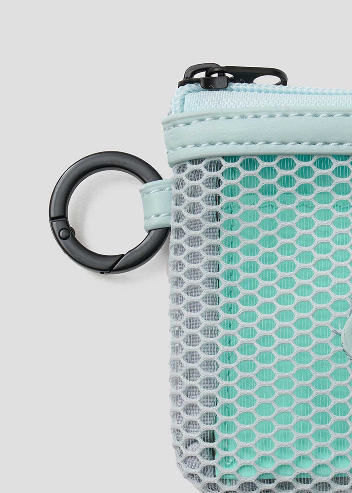 Icebonne B | Mesh Flat Pouch