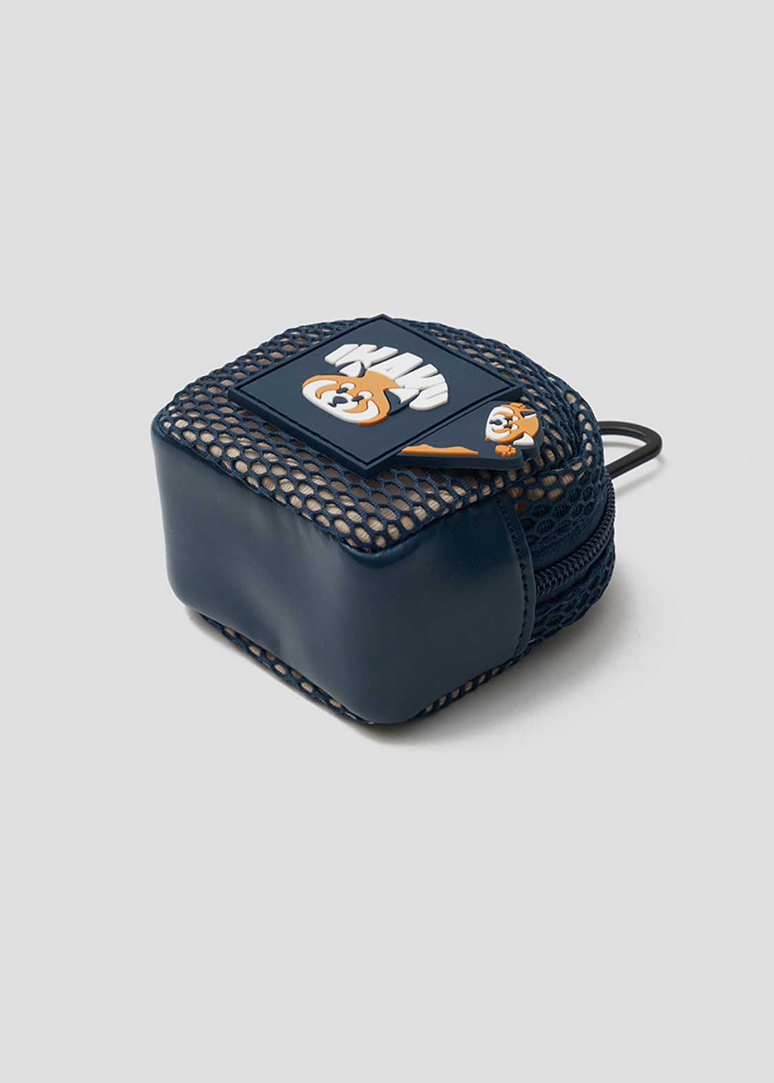 Ikaku B | Mesh Square Pouch