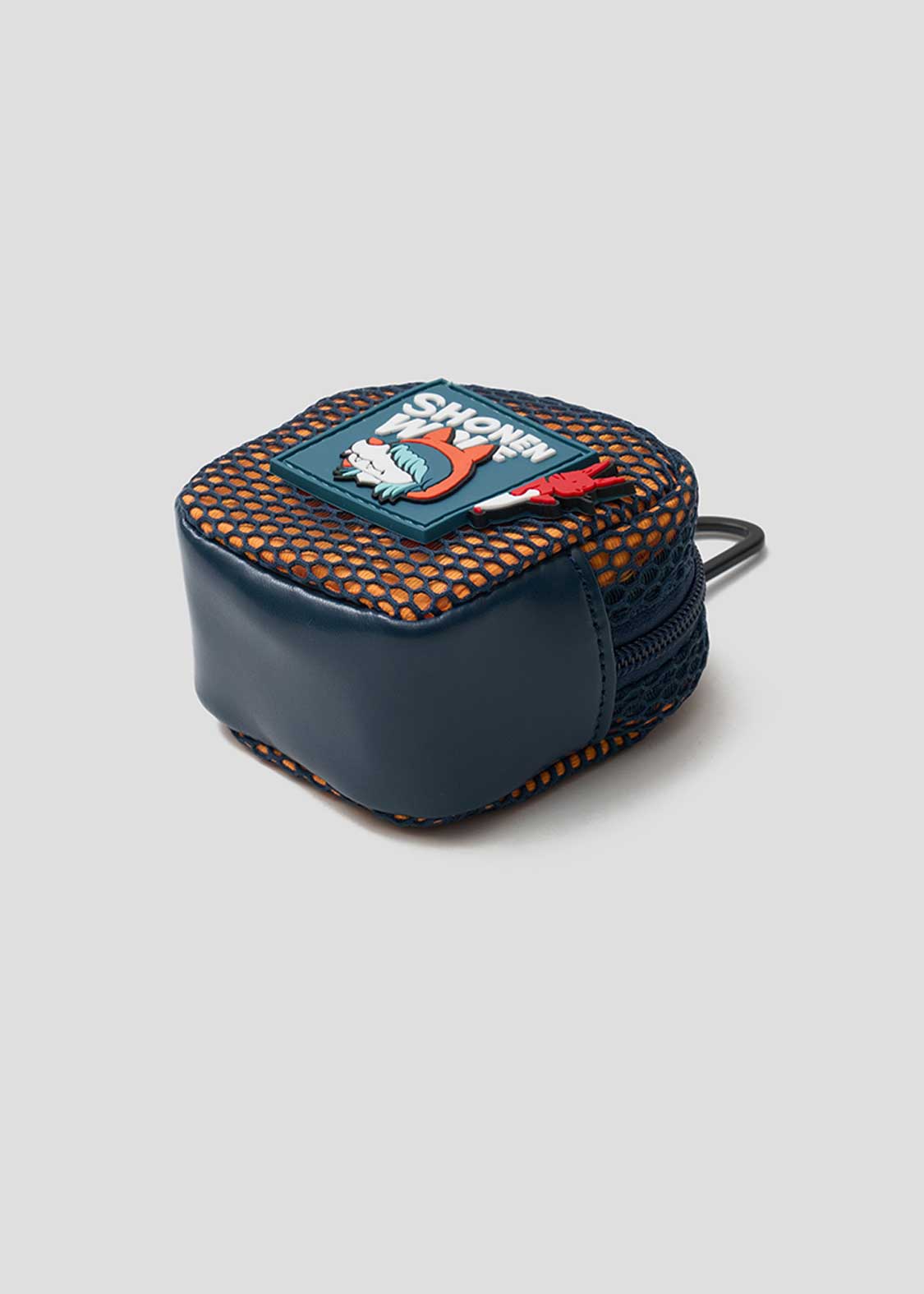 Shonen Wolf B | Mesh Square Pouch