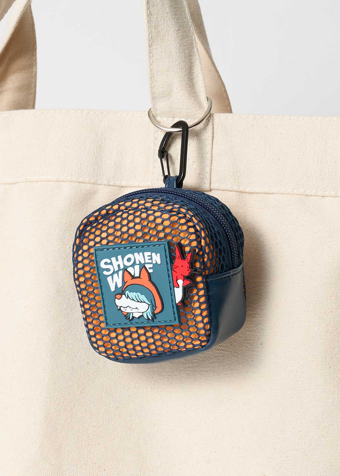 Shonen Wolf B | Mesh Square Pouch