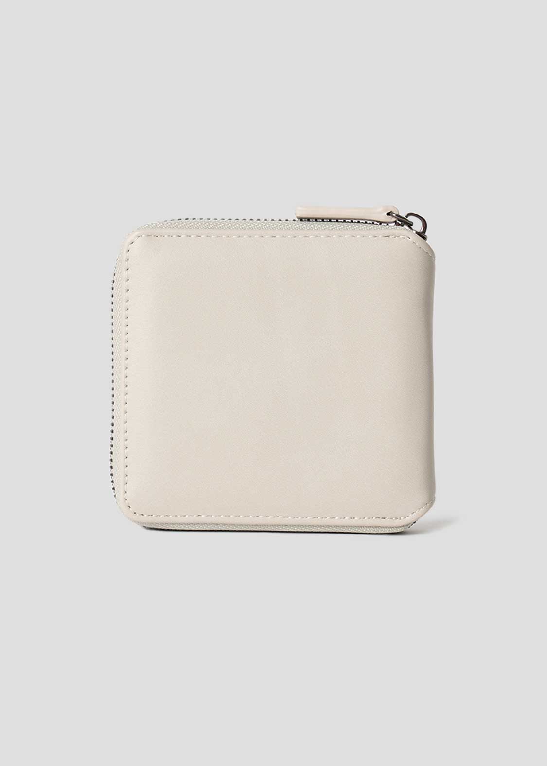 Beautiful Shadow Eye Photo | Wallet