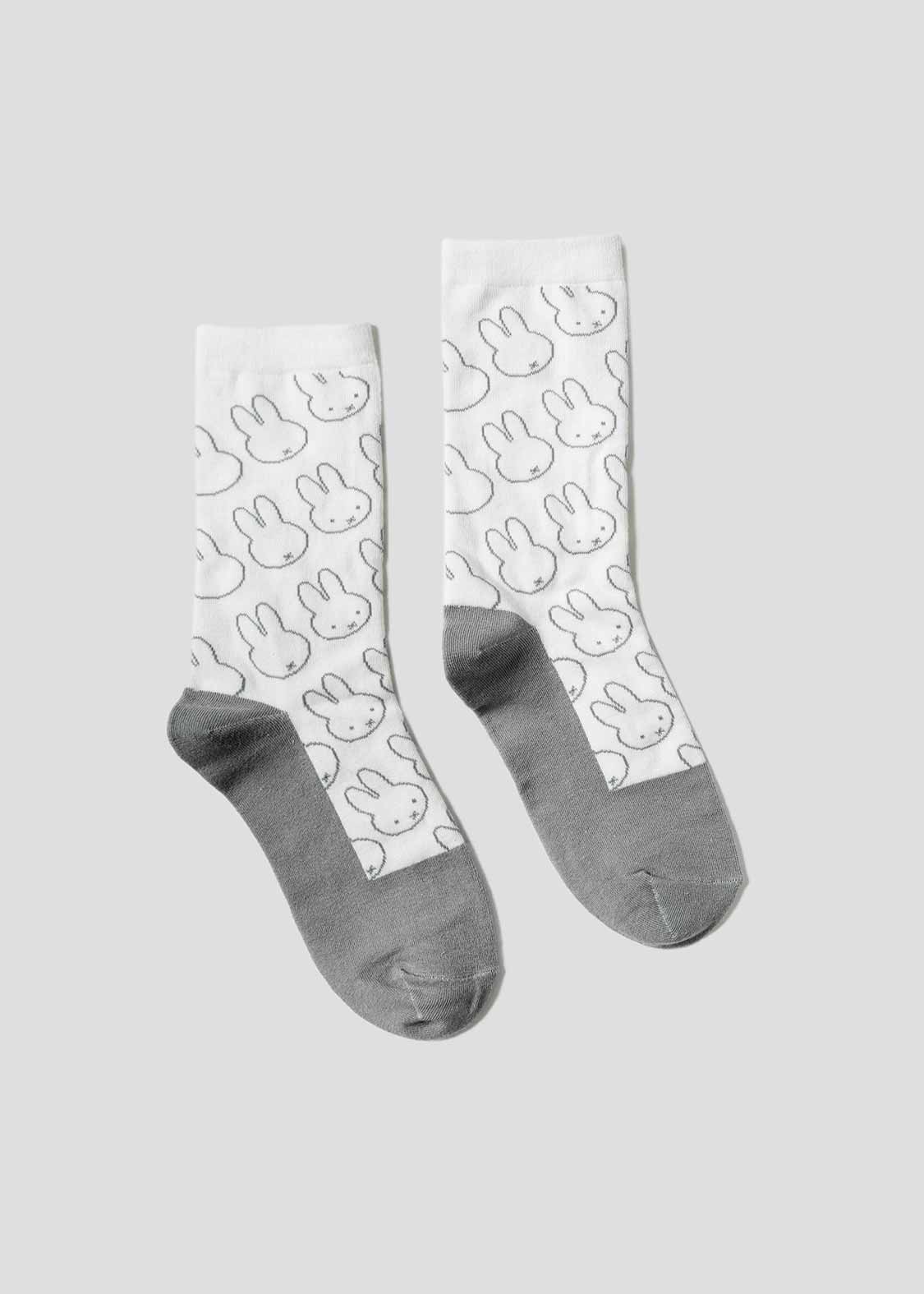 miffy Middle Socks (miffy_miffy Face line pattern)