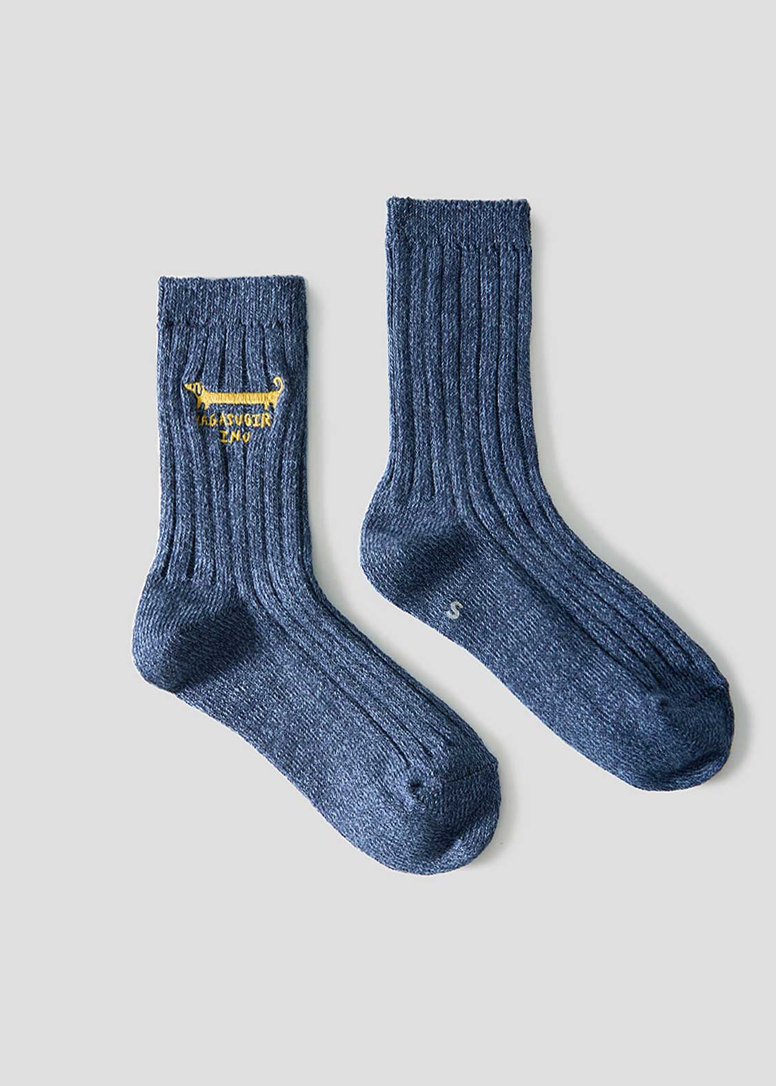 Nagasugiru Inu | Mid-Length Socks