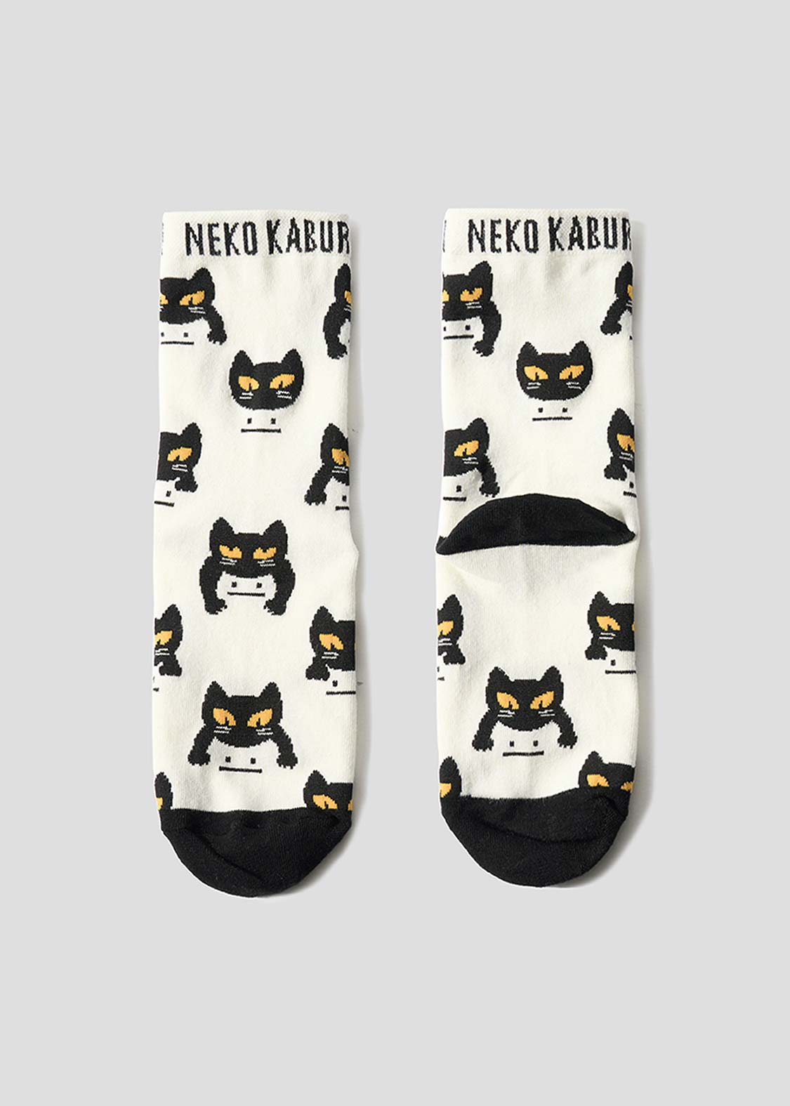 Neko Kaburi Beautiful Shadow B | Mid-Length Socks