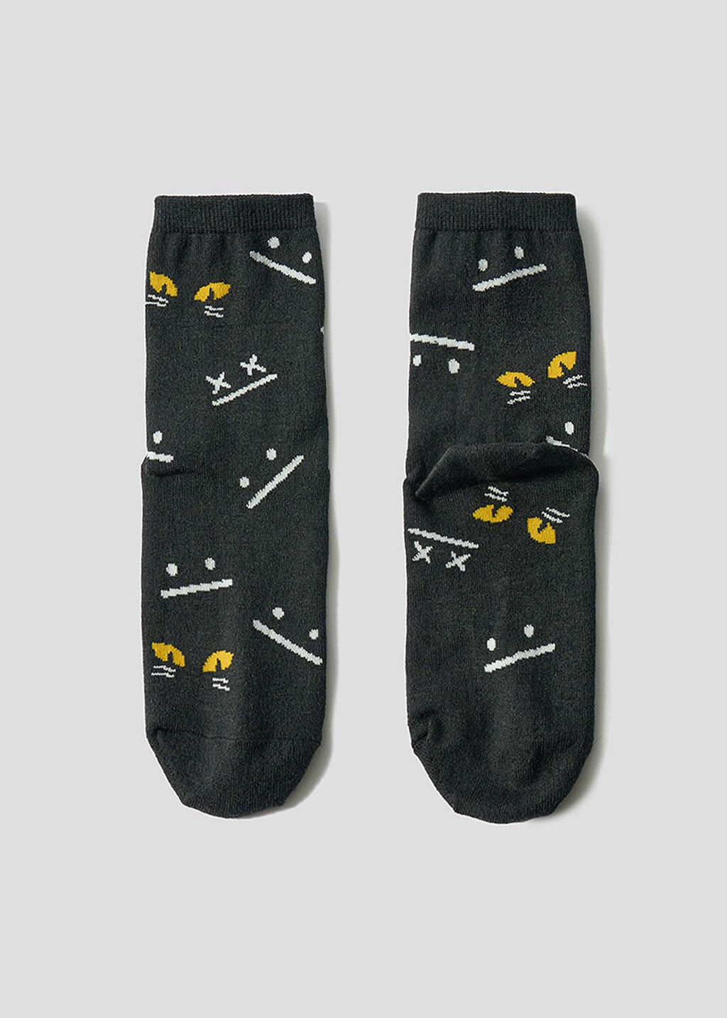 Neko Kaburi Beautiful Shadow A | Linen Mid-Length Socks