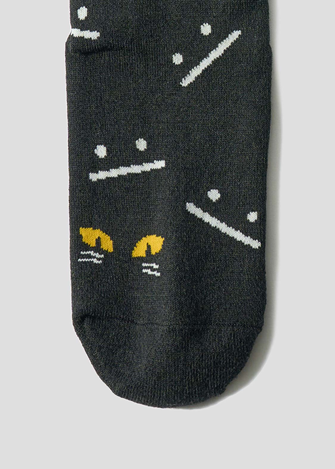 Neko Kaburi Beautiful Shadow A | Linen Mid-Length Socks