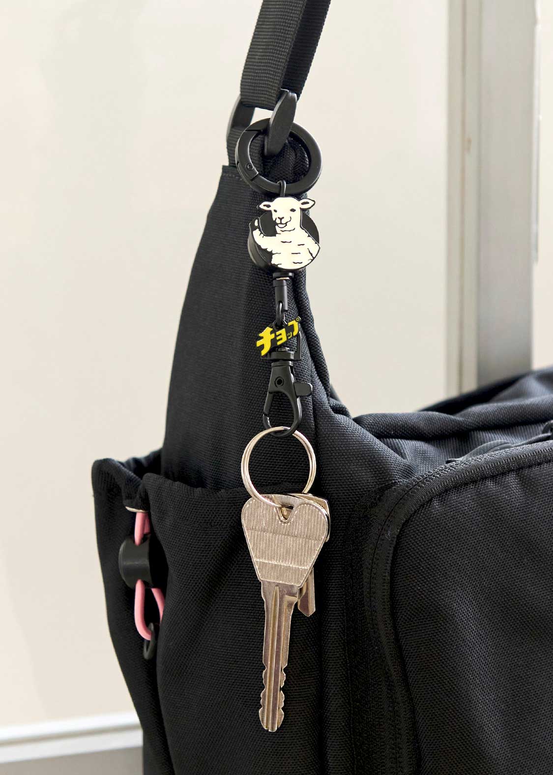 Key Holder with Retractable Reel (Lamb Chop)