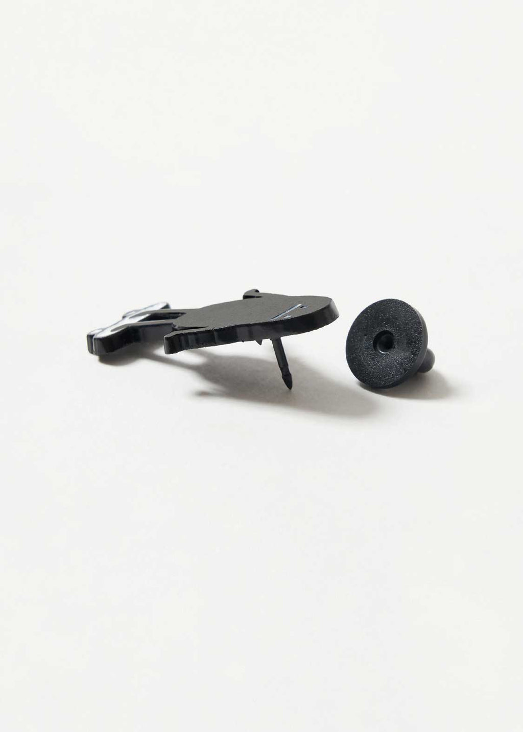Beautiful Shadow Skateboard | Pins