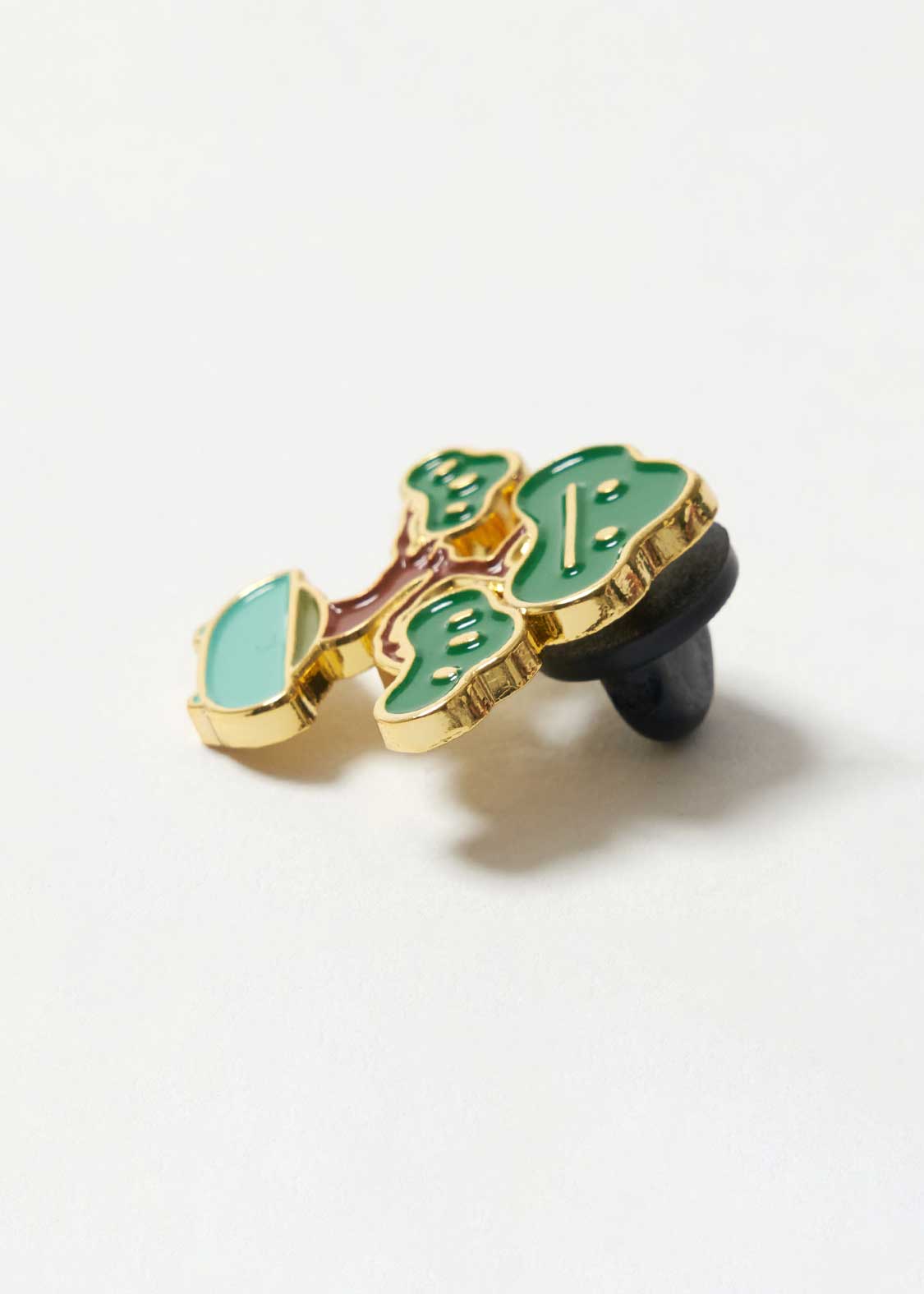 Beautiful Shadow Bonsai | Pins