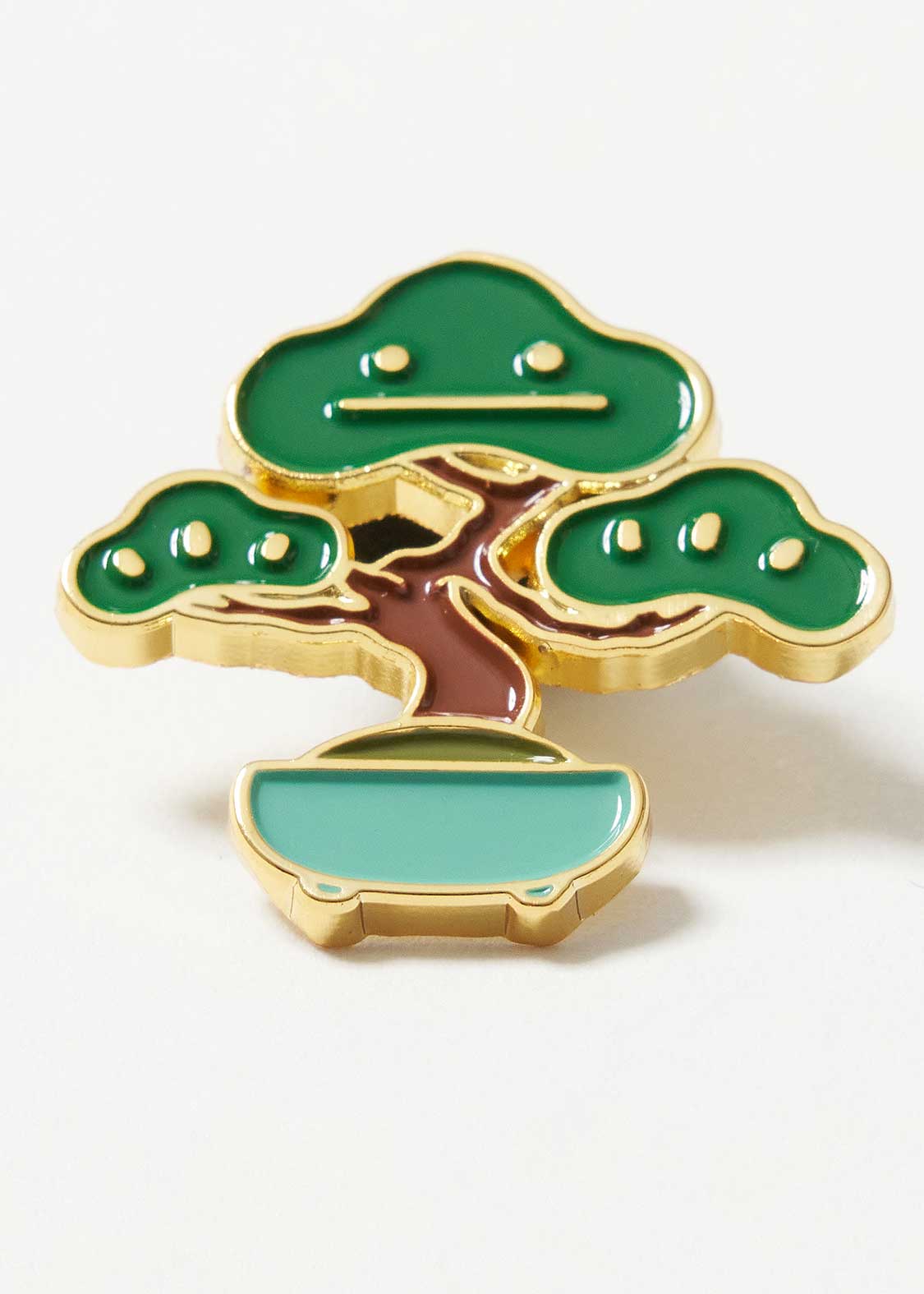 Beautiful Shadow Bonsai | Pins