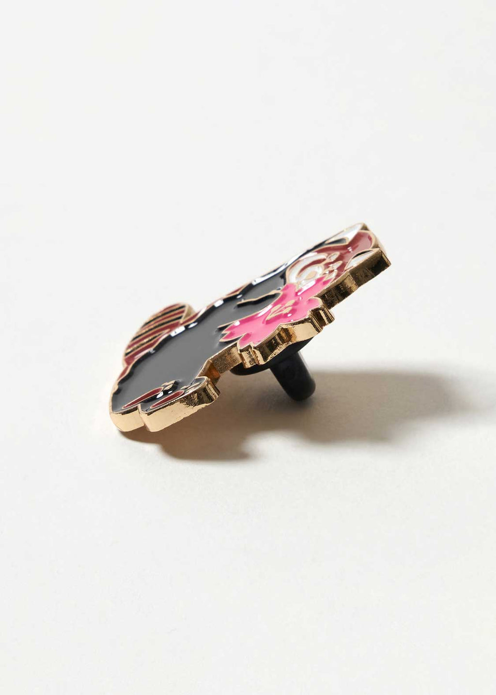 Ikaku 7 | Pins