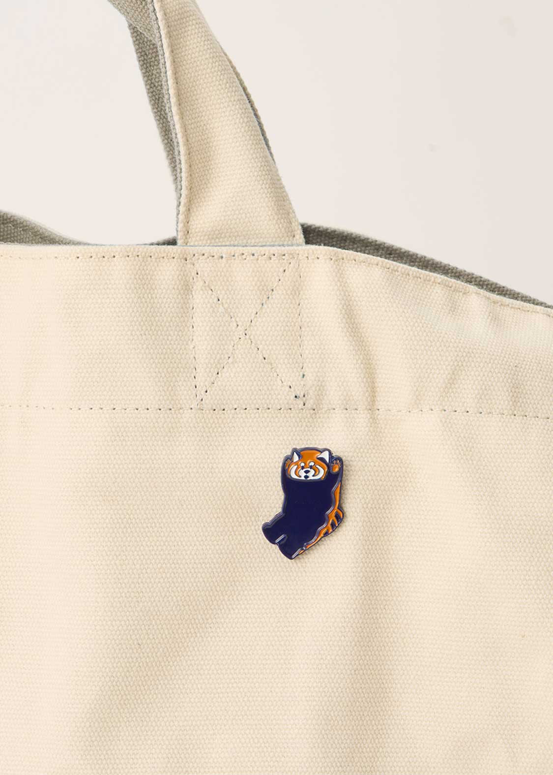 Ikaku 2 | Pins