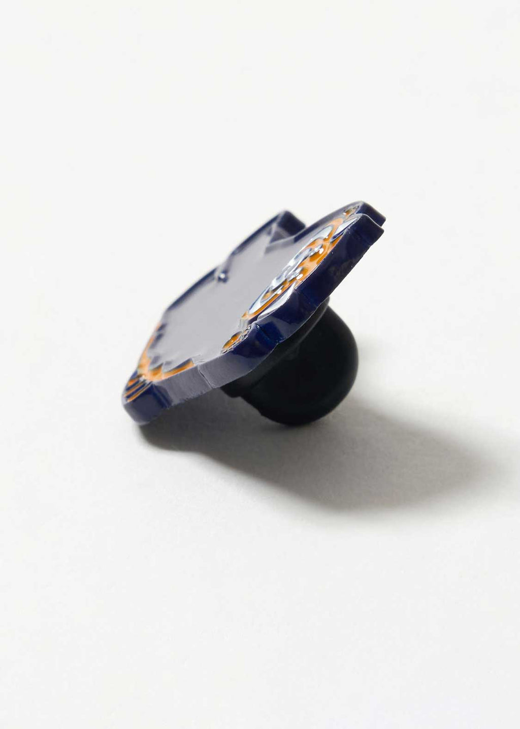 Ikaku 2 | Pins