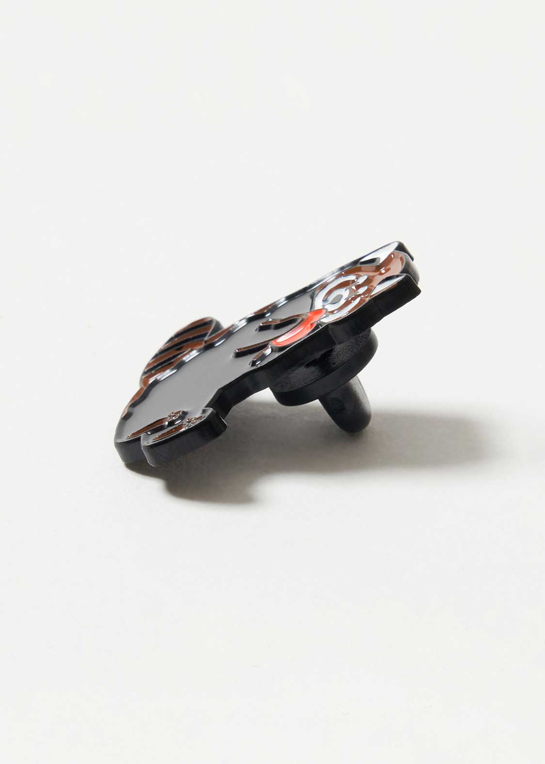 Ikaku | Pins
