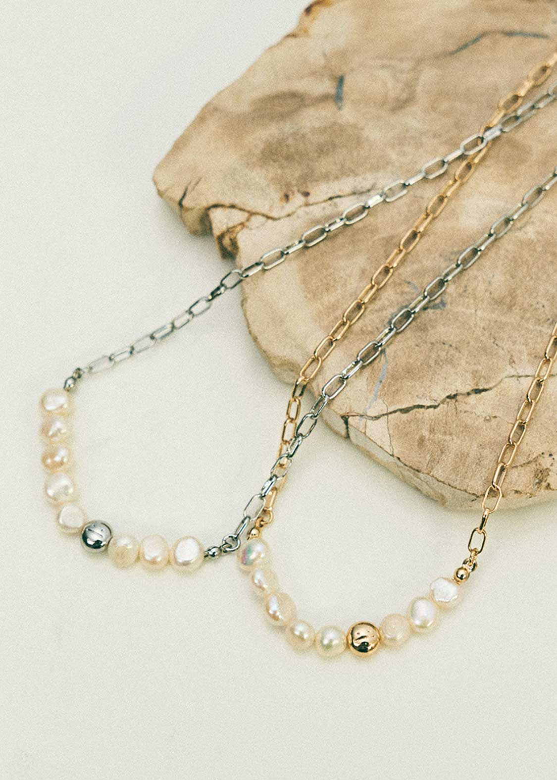 Beautiful Shadow Zoom A | Baroque Pearl Necklace