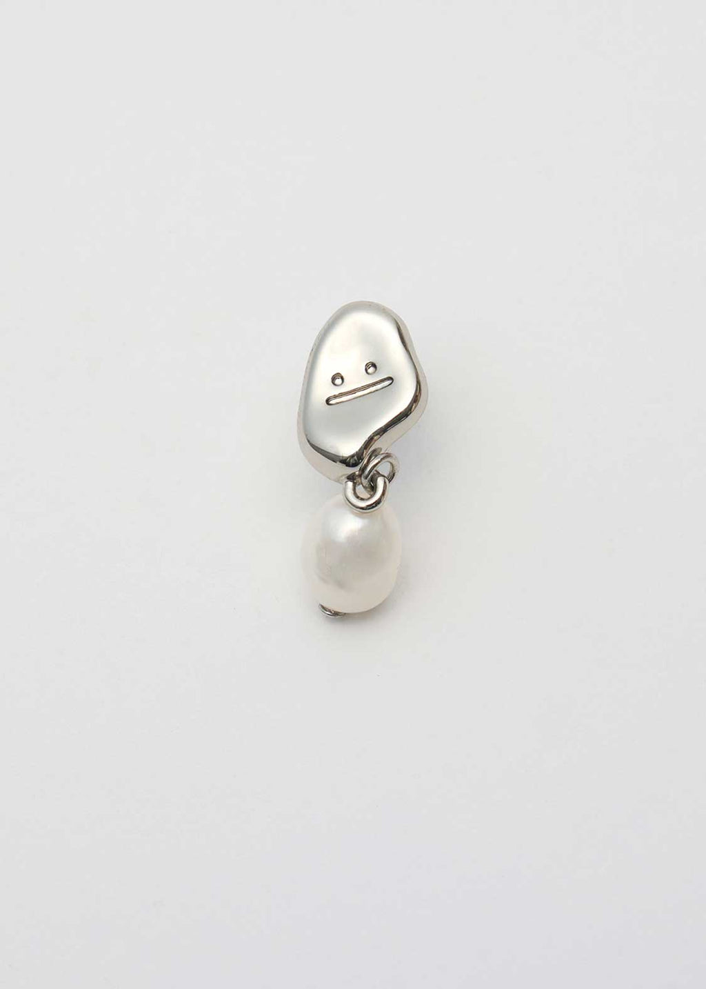 Beautiful Shadow Zoom D | Single Baroque Pearl Earrings