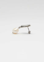 Beautiful Shadow Zoom D | Single Baroque Pearl Earrings