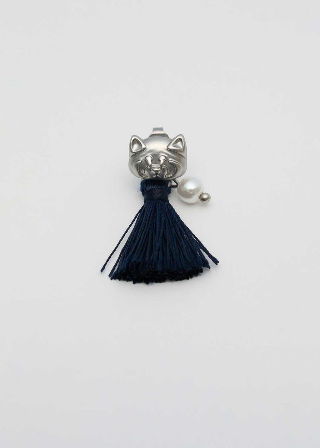 Ikaku B | Pearl Earrings