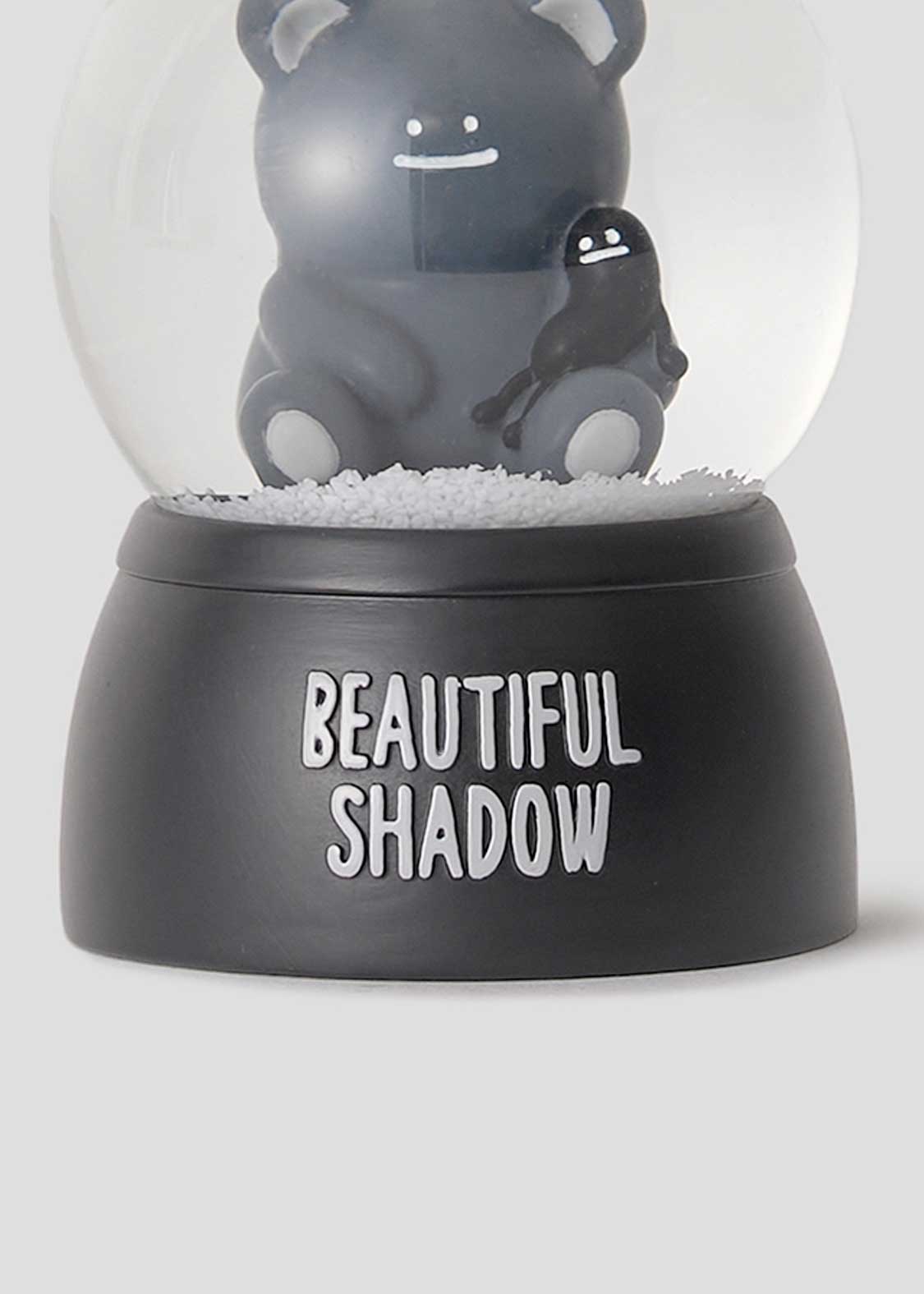 Fluffy Beautiful Shadow | Snow Globe S