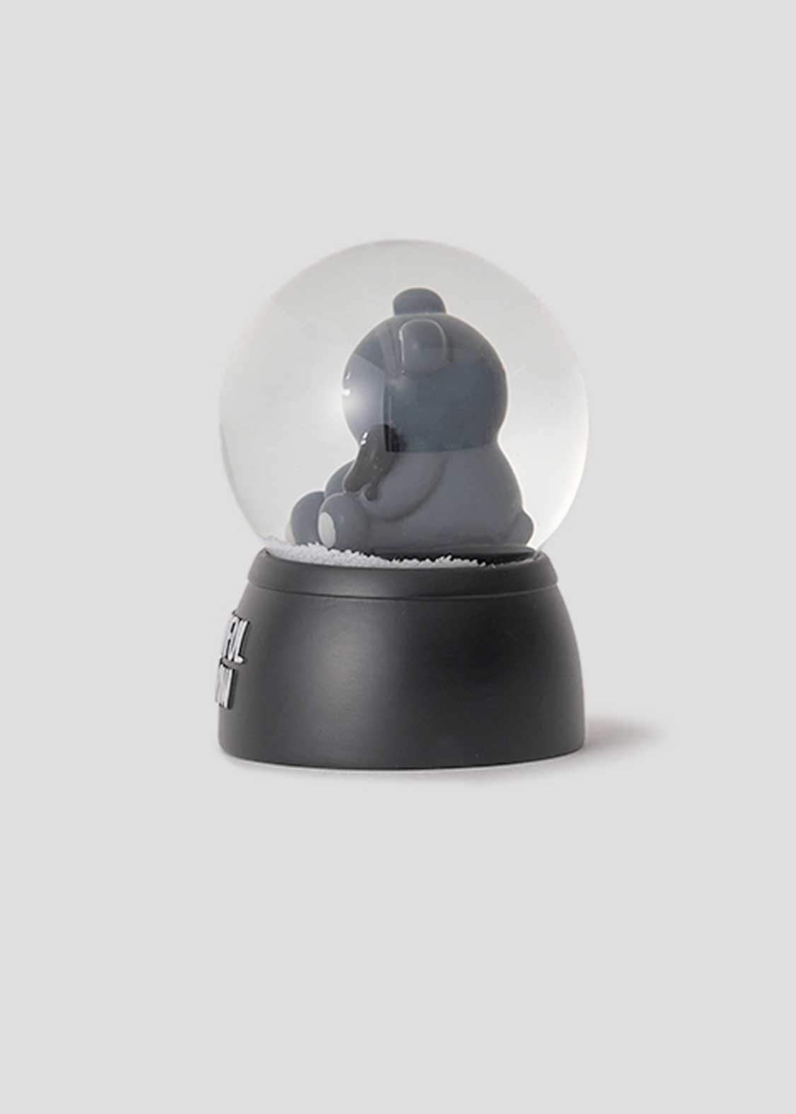 Fluffy Beautiful Shadow | Snow Globe S