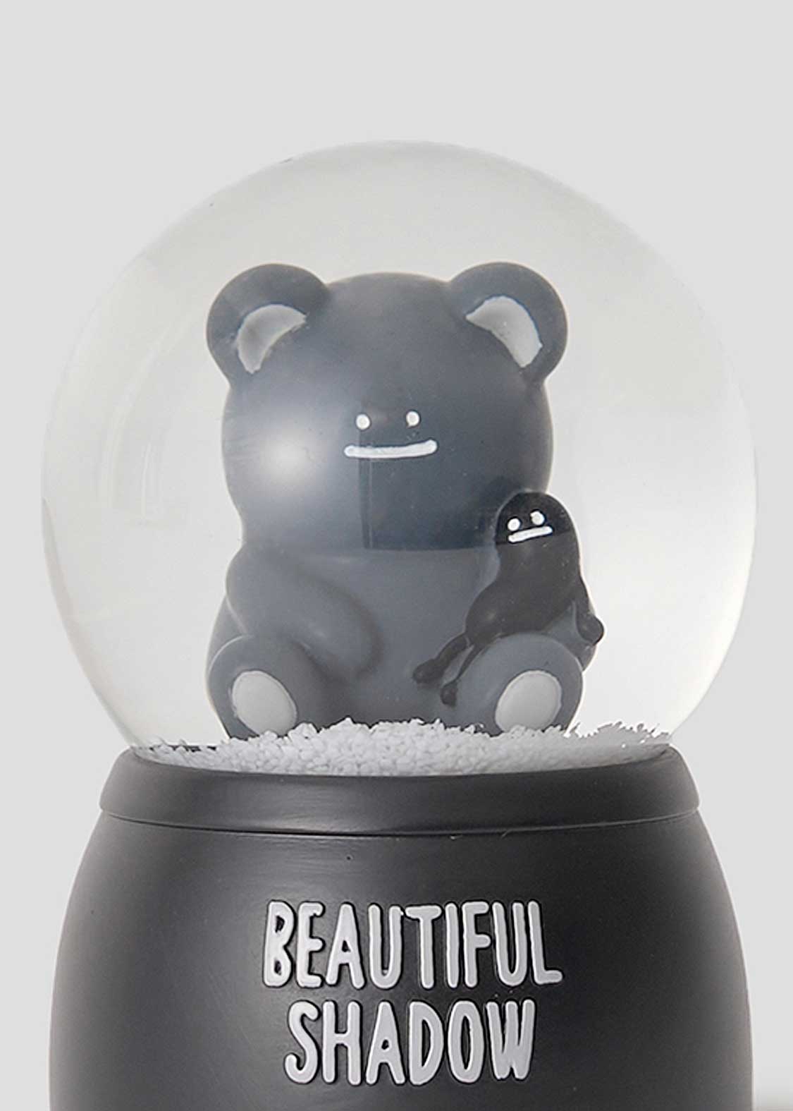 Fluffy Beautiful Shadow | Snow Globe S