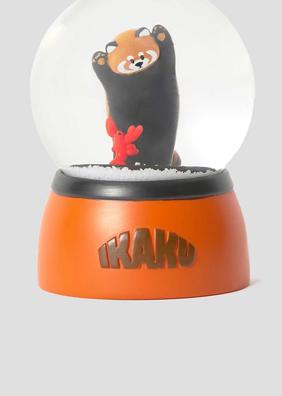Ikaku B | Snow Globe S