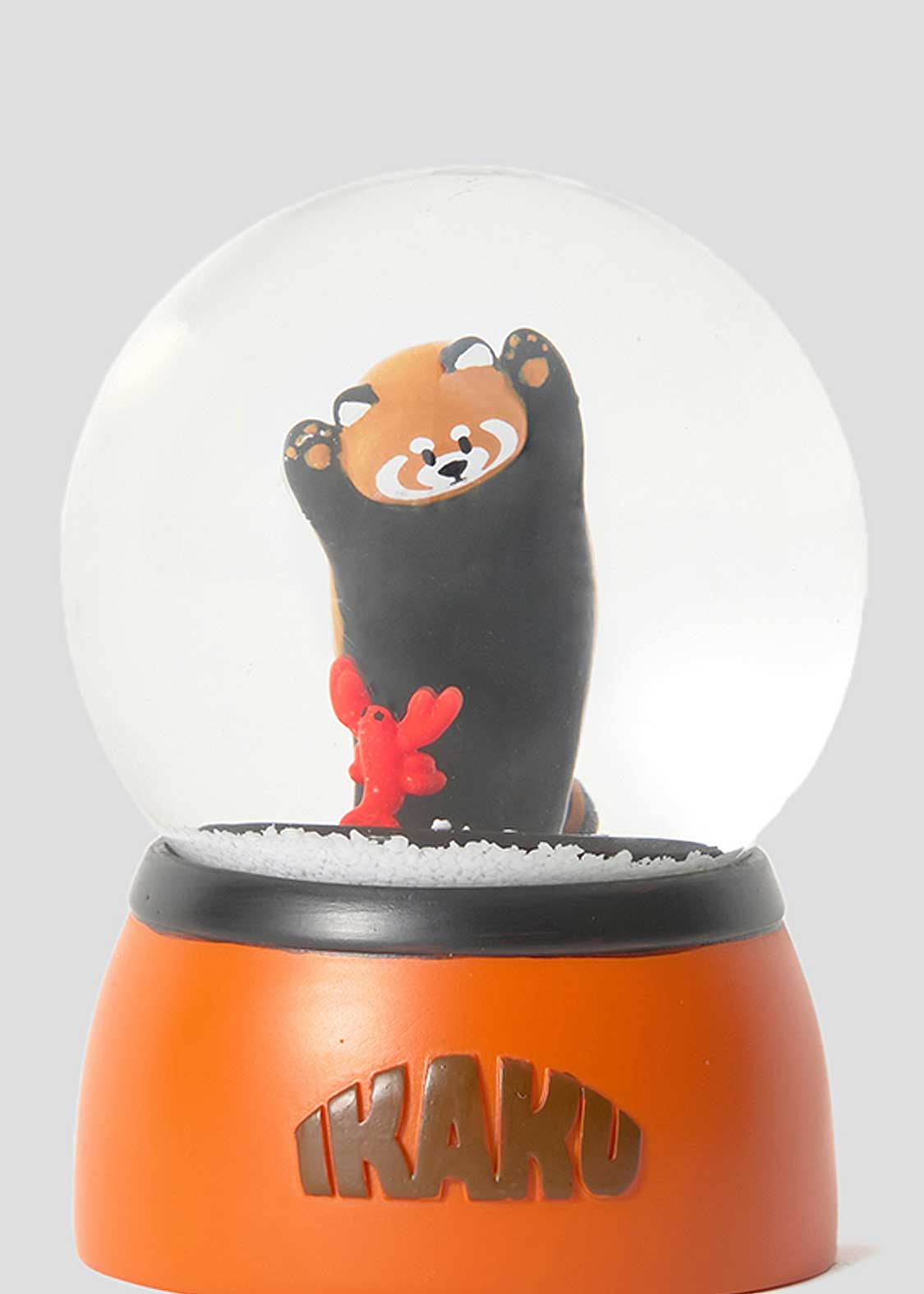 Ikaku B | Snow Globe S
