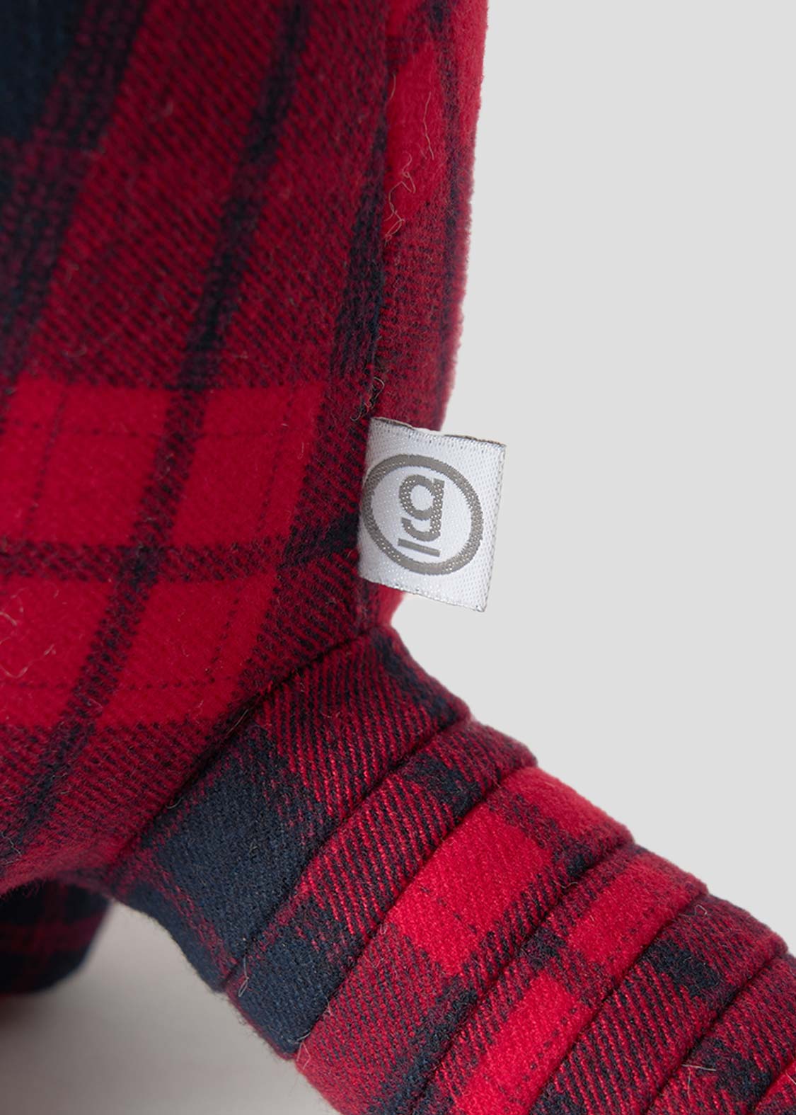 Ikaku Red | Checkered Stuffed Toy