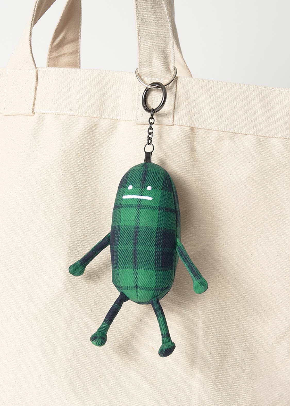 Beautiful Shadow Green | Check Charm