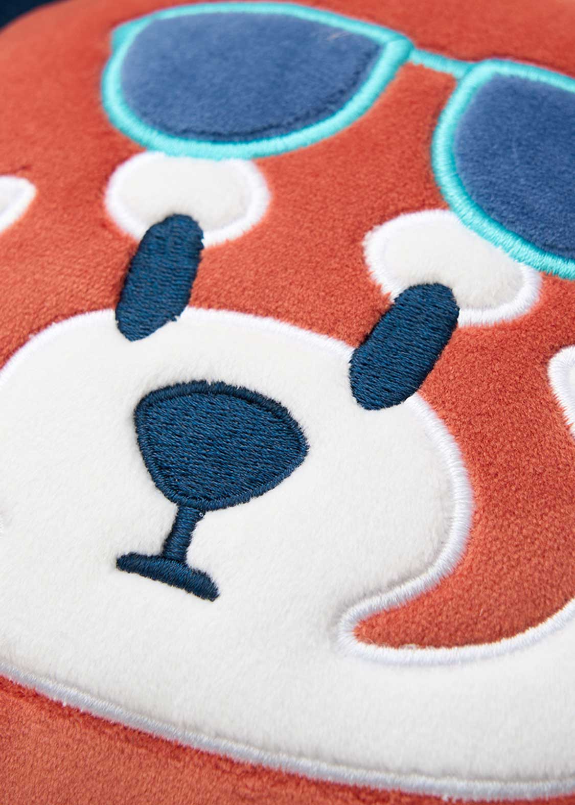 Ikaku Trip | Eye Mask & Neck Pillow
