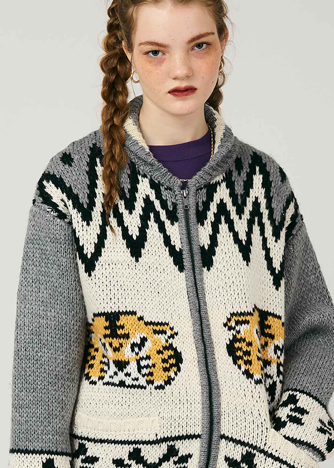 Cowichan Sweater (Awesome Tiger)