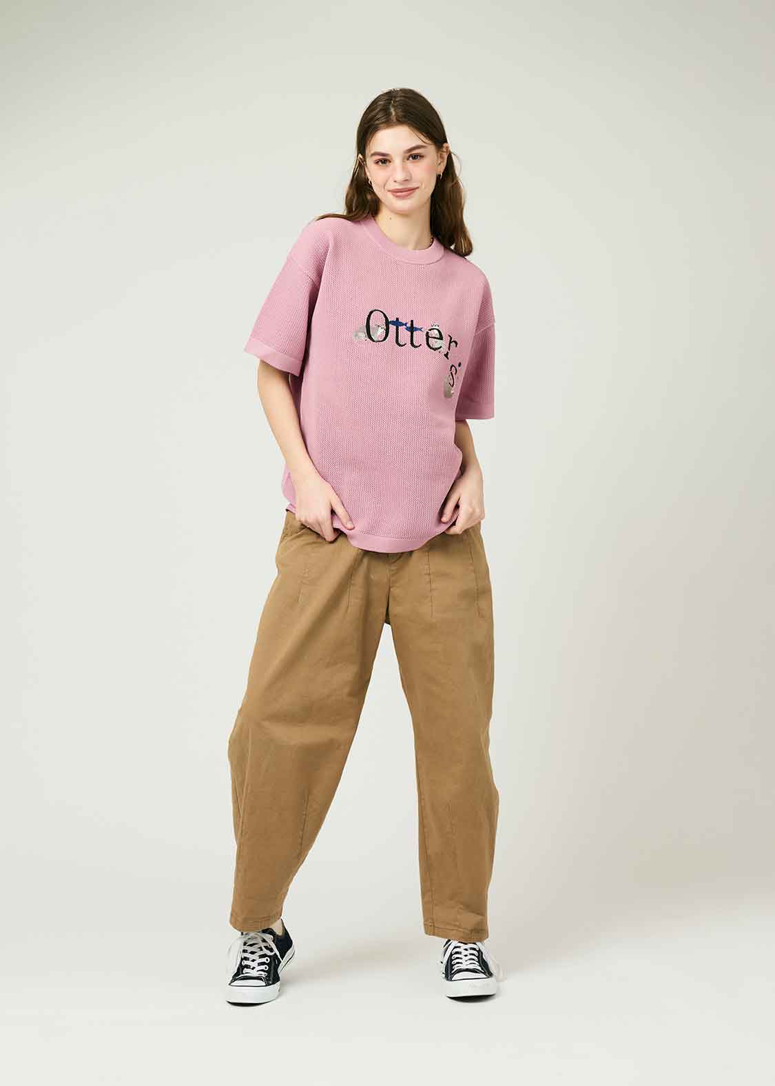 Spondish Big Silhouette Short Sleeve Knit Tee (Otters)