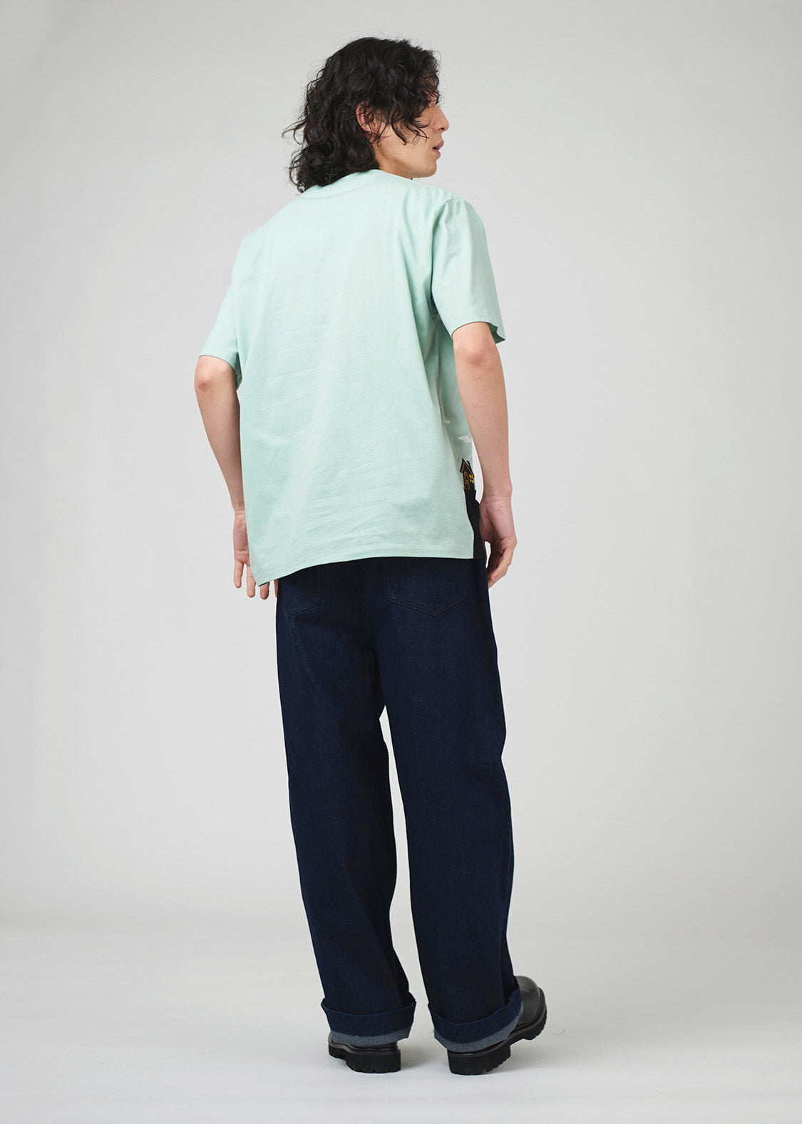 Keiko Sena Regular Fit Short Sleeve Tee (Keiko Sena_Mountain Ghost)