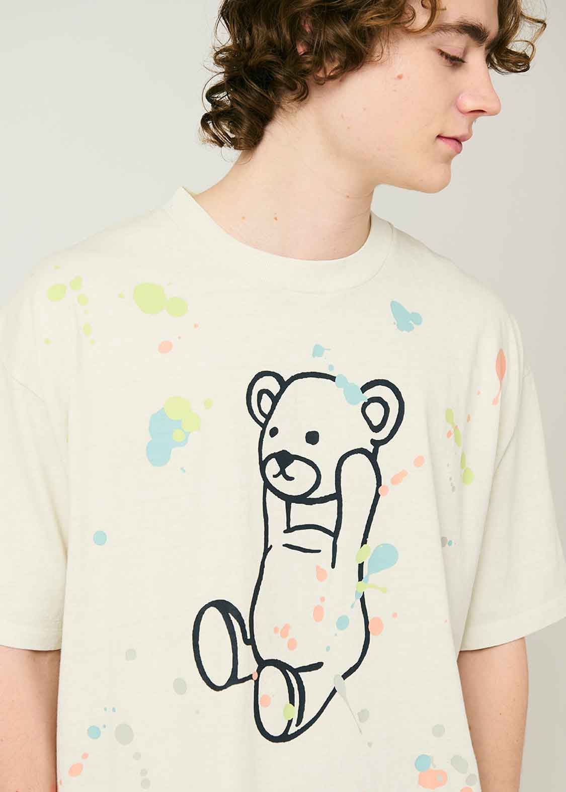 Pigment Big Silhouette Short Sleeve Tee (Dripping Control Bear)