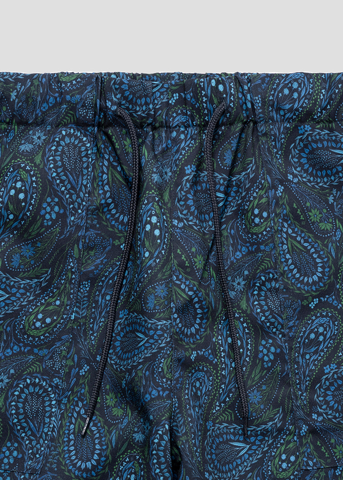 Big Silhouette Short Pants (Botanical Paisley)