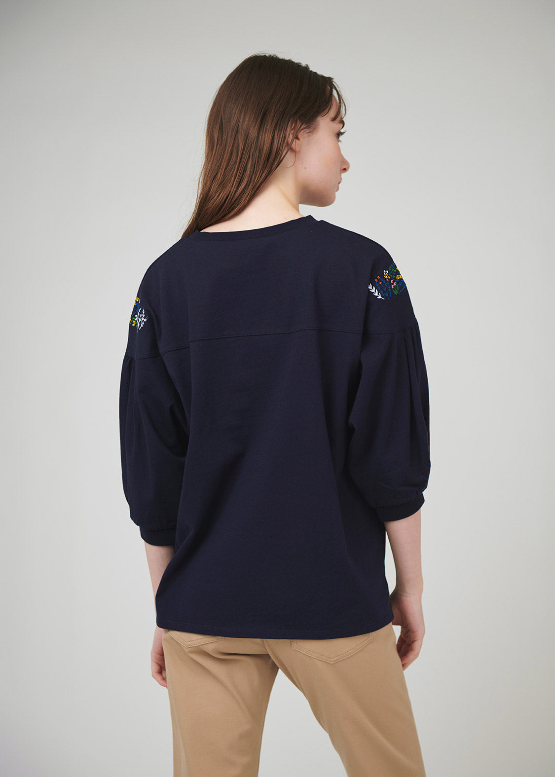 Embroidery Mid Sleeve Tee (From Silhouette of Forest)
