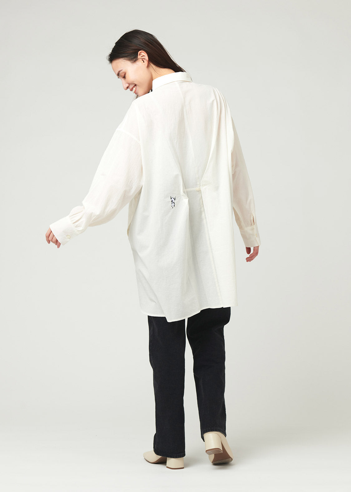 Embroidery Long Sleeve Shirt (Peel Off)