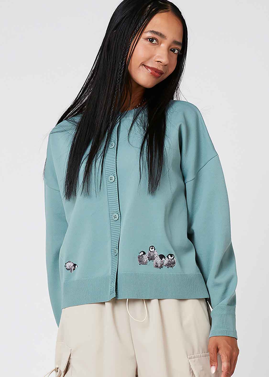 Graphic Crew Neck Knit Cardigan (Fluffy Penguin)