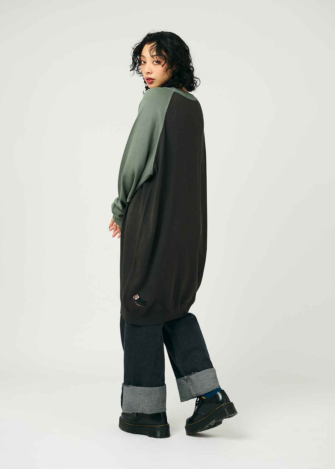 Raglan Sleeve Knit One-Piece (Ikaku) – Via Artists